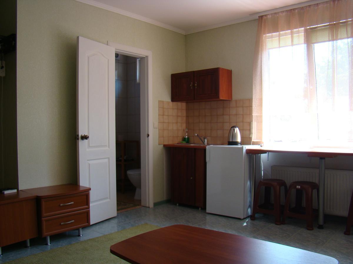 Mini-Hotel In Odessa Yard Kültér fotó